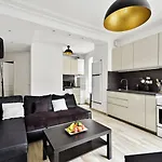 Bnbnook - Spacious 2Br Near Eiffel Tower & Seine