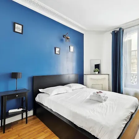 Bnbnook - Spacious 2br Near Eiffel Tower & Seine Apartment *