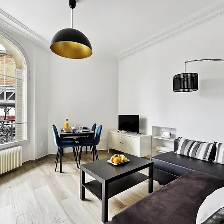 Apartment Bnbnook - Spacious 2br Near Eiffel Tower & Seine Paris