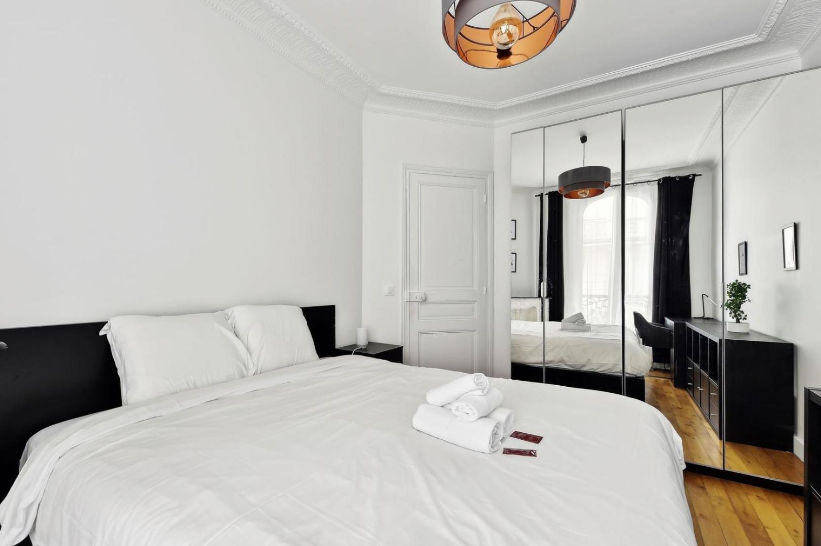 Apartment Bnbnook - Spacious 2br Near Eiffel Tower & Seine